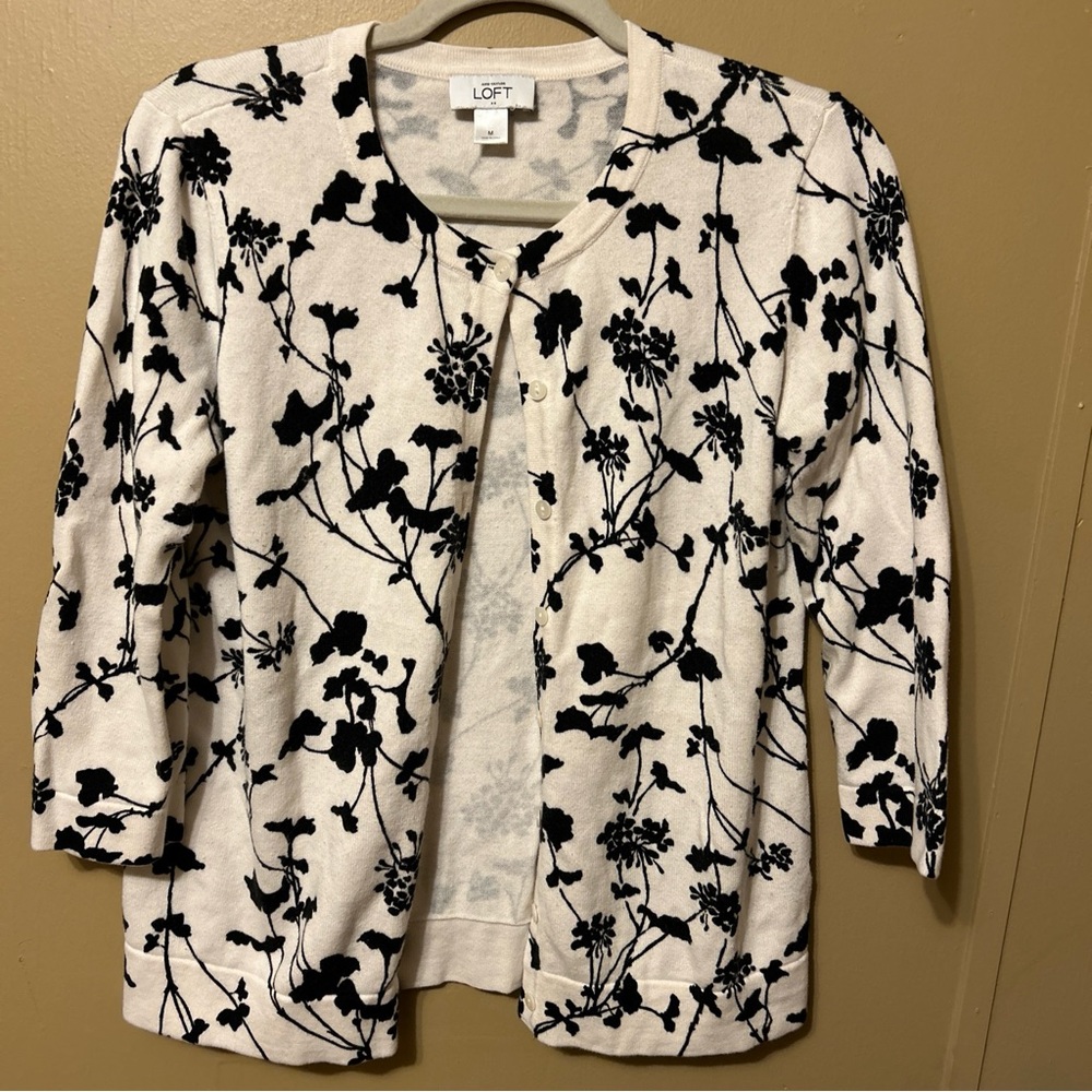 Loft Women’s Black White Cardigan Sweater Floral Sizes Medium Office Casual
